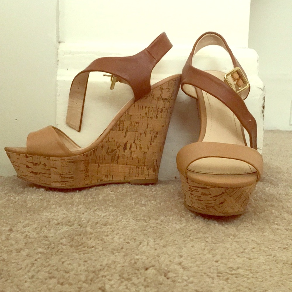 Brown/tan Cork wedges